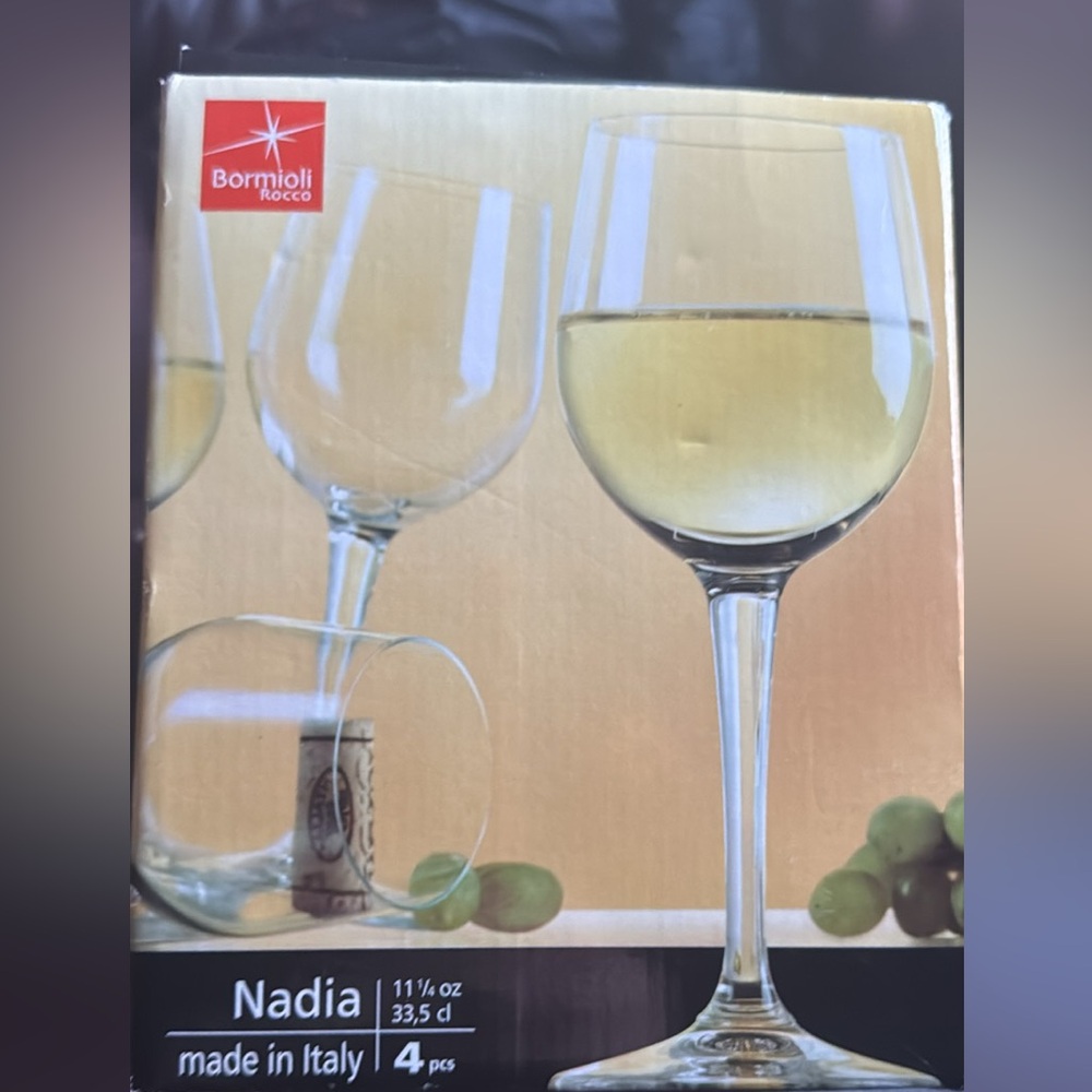 Bormioli Rocco Nadia 4pk Chardonnay wine glasses

3 boxes available